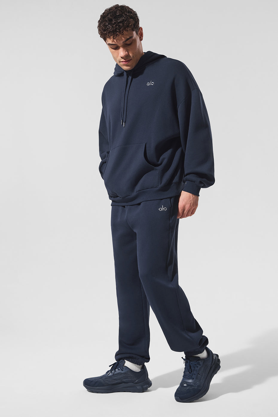 Accolade Sweatpant - Navy
